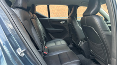 Volvo Xc40 2.0 B4P Inscription Pro 5dr Auto Petrol Estate